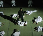 純武打表演，任何編劇請勿模仿 –「葉問」